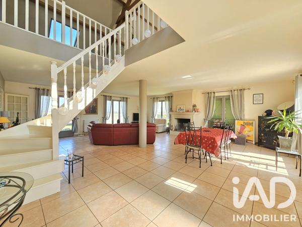 Maison à vendre 7 pièces 285 m² Thoiry