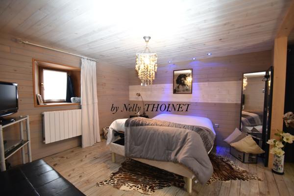 Besse-et-Saint-Anastaise (63610) Dépt.63, BESSE-ET-SAINT-ANASTAISE, MAISON centre ville, 167 m2 et terrain non attenant