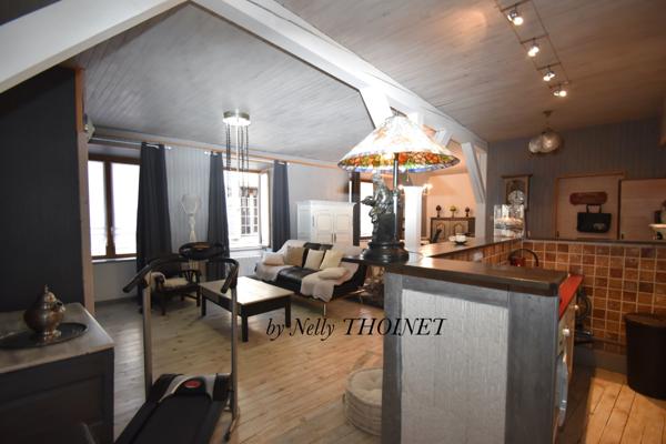 Besse-et-Saint-Anastaise (63610) Dépt.63, BESSE-ET-SAINT-ANASTAISE, MAISON centre ville, 167 m2 et terrain non attenant