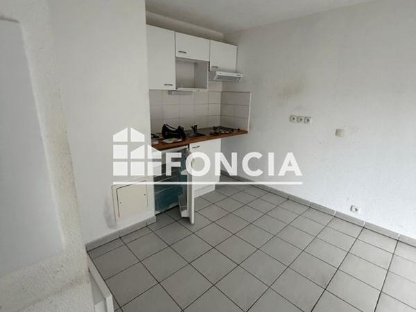 Location Appartement 2 pièces 38.55 m² - 37 COURS PERRIER DE LARSAN Lesparre Medoc 33340