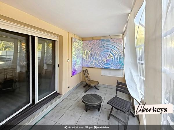 ANTIBES – 2 PIÈCES AVEC TERRASSE, JARDIN PRIVATIF DE 100 M² ET PARKING