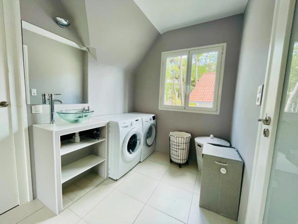 LA BAULE-PROPRIÉTÉ 8P ET 6 CHAMBRES DE 177M2-TERRAIN DE 411M2-PROCHE COMMERCES A PIEDS