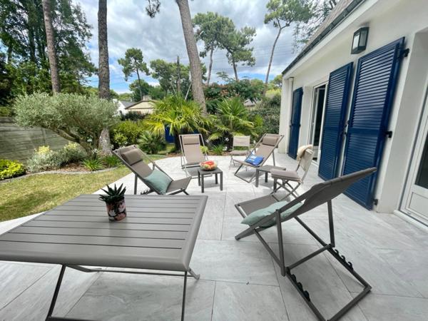 LA BAULE-PROPRIÉTÉ 8P ET 6 CHAMBRES DE 177M2-TERRAIN DE 411M2-PROCHE COMMERCES A PIEDS