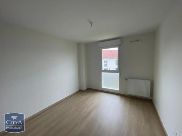 Maison à louer 4 pièces 80.57m² Bourg-en-Bresse (01000)