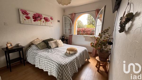 Maison traditionnelle 5 pièces de 141 m² à Ambarès-et-Lagrave (33440)