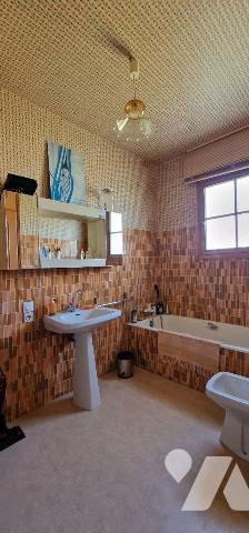 Pavillon d'une superficie de 152 m² composé 5 pièces principales, vue valorisante