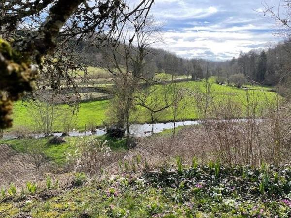 Bien agréable dans un environnement au milieu de la nature !  - AIGNAY LE DUC