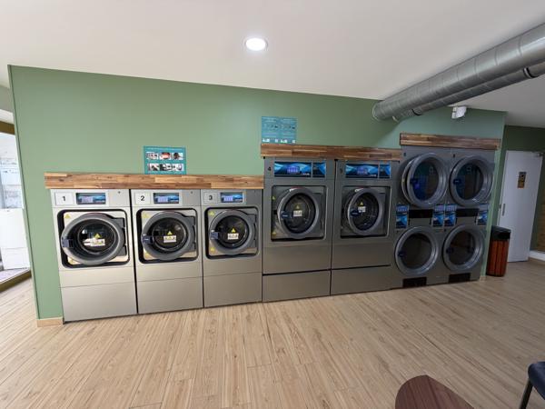 Immeuble
         8 pièces
        - 250 m² 760 000 € *