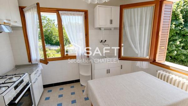 Maison cossue, vue dégagée, terrain constructible