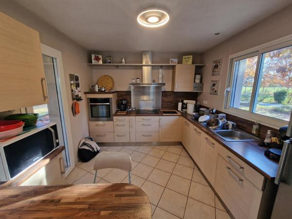 Maison de 130 M2 environ sur une parcelle de 1921 M2