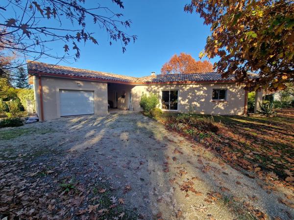 Maison de 130 M2 environ sur une parcelle de 1921 M2