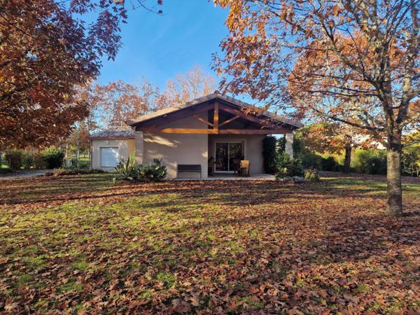 Maison de 130 M2 environ sur une parcelle de 1921 M2