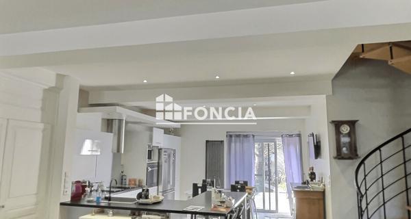 À vendre Maison 6 pièces 165 m² - Le Péage-de-roussillon 38550