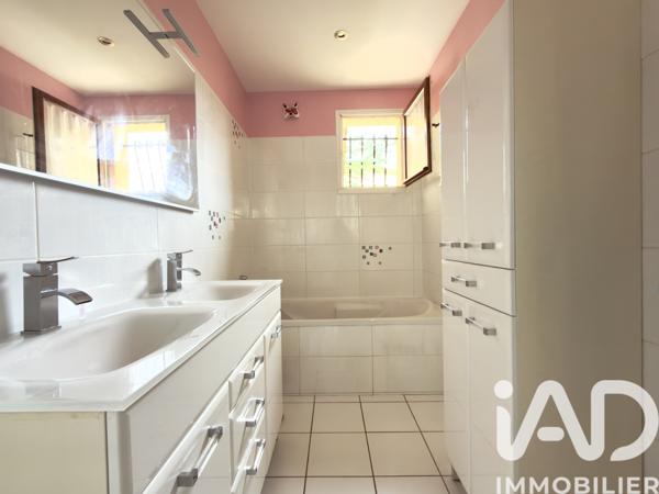 Maison à vendre 4 pièces 85 m² Fargues-Saint-Hilaire