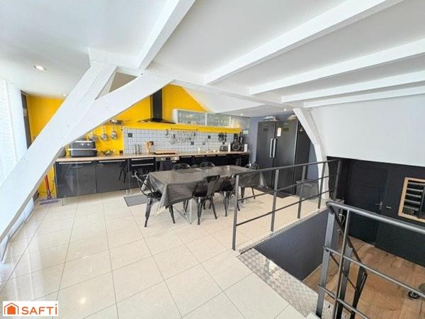 VALENCIENNES HYPER-CENTRE – GARAGE  – 4 CHAMBRES
