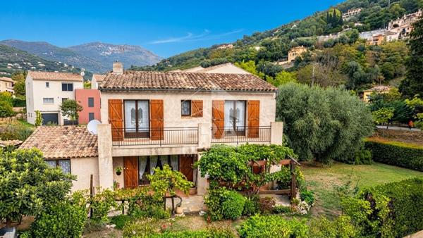 A vendre maison CONTES 5 pièces 136 m2, terrain 700m2, garage
