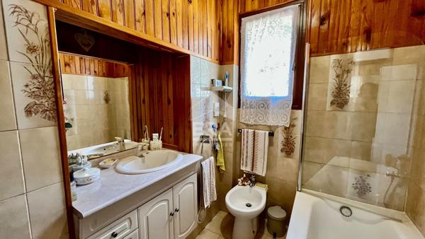 A vendre maison CONTES 5 pièces 136 m2, terrain 700m2, garage