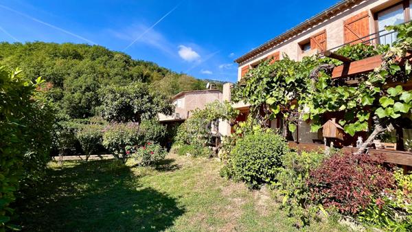 A vendre maison CONTES 5 pièces 136 m2, terrain 700m2, garage