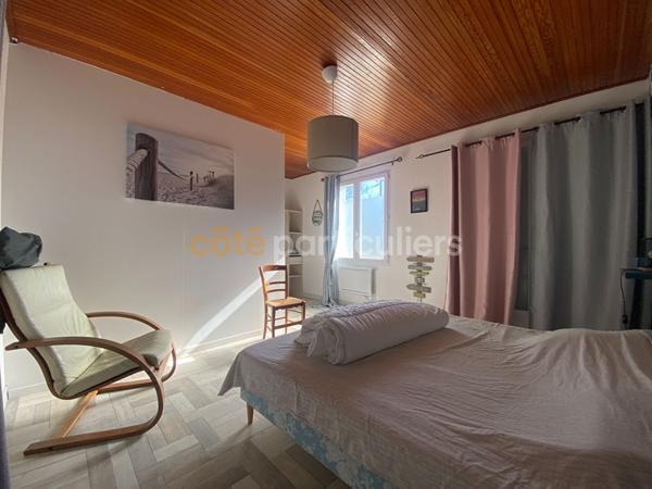 Vente
                Maison109,4 m² - 5 Pièces -
                    L AIGUILLON LA PRESQU ILE (85460)