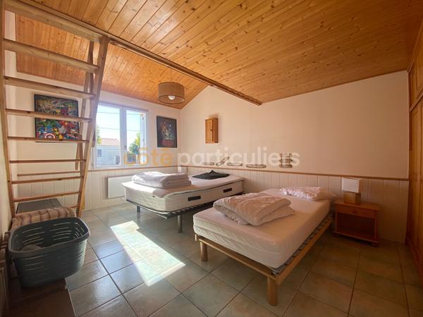 Vente
                Maison109,4 m² - 5 Pièces -
                    L AIGUILLON LA PRESQU ILE (85460)