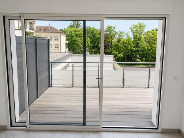Très bel appartement T3 refait à neuf très proche de la frontière