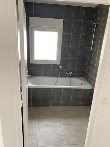 Très bel appartement T3 refait à neuf très proche de la frontière