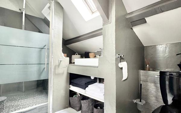 Maison à vendre    7 pièces •  Champseru