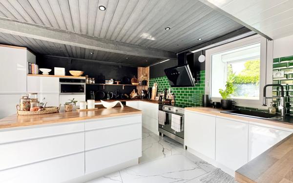 Maison à vendre    7 pièces •  Champseru