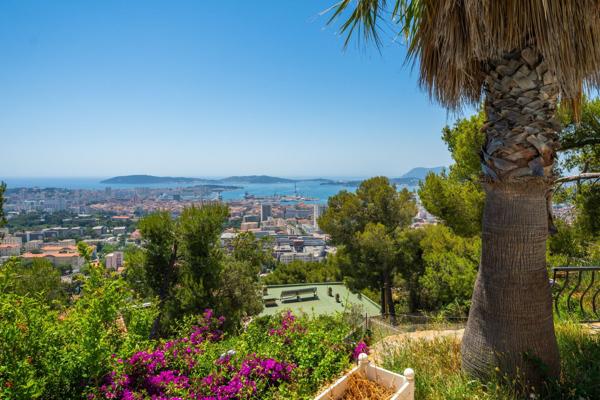 Vente Maison de luxe Toulon 6 Pièces 270 m²
