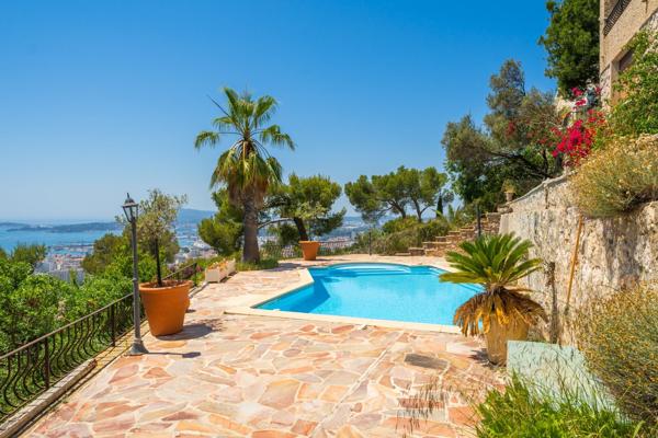 Vente Maison de luxe Toulon 6 Pièces 270 m²