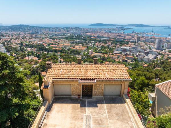 Vente Maison de luxe Toulon 6 Pièces 270 m²