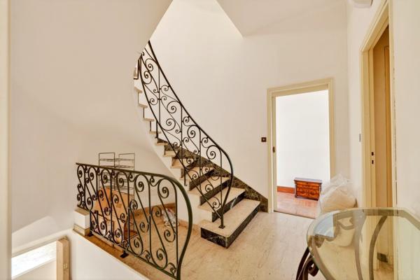 Vente Maison de luxe Toulon 6 Pièces 270 m²
