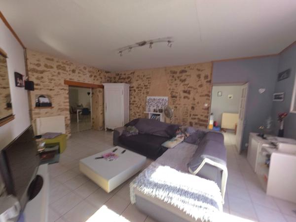 Maison à MOUTIERS-SUR-LE-LAY, 85320 - 7 pièces 170m²