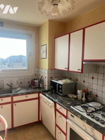 VANNES - PALAIS DES ARTS ET CENTRE VILLE