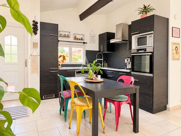 MAISON DE PLAIN-PIED de 57m² avec un EXTERIEUR au calme !