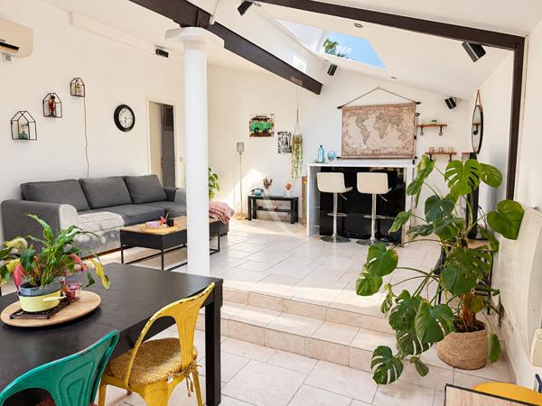 MAISON DE PLAIN-PIED de 57m² avec un EXTERIEUR au calme !