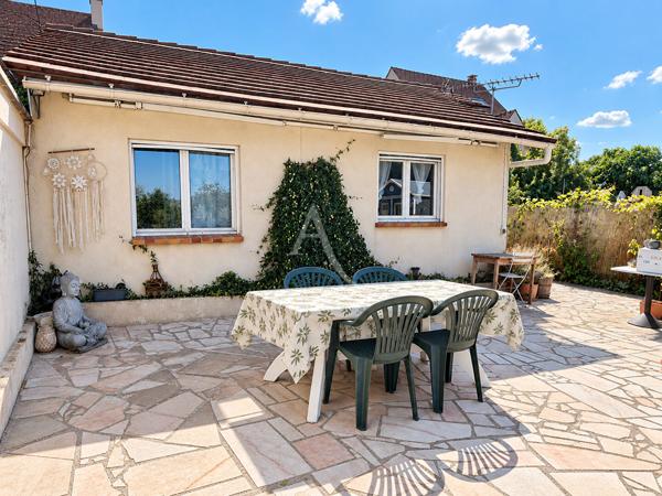 MAISON DE PLAIN-PIED de 57m² avec un EXTERIEUR au calme !