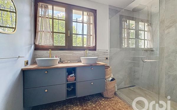 Maison à vendre    4 pièces • 141 m2 Challans