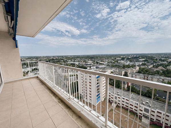 Appartement avec vue exceptionnelle dans résidence proche square de l'Arboretum , Angers Appartement avec vue exceptionnelle dans résidence proche square de l'Arboretum , Angers