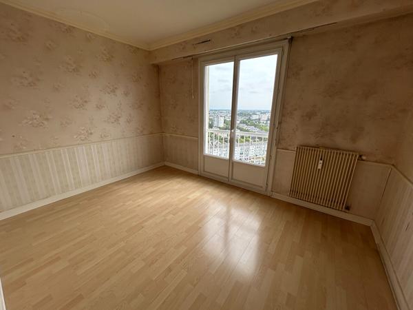 Appartement avec vue exceptionnelle dans résidence proche square de l'Arboretum , Angers Appartement avec vue exceptionnelle dans résidence proche square de l'Arboretum , Angers