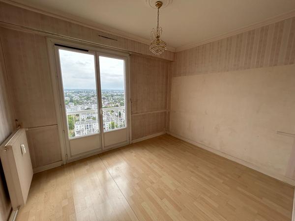 Appartement avec vue exceptionnelle dans résidence proche square de l'Arboretum , Angers Appartement avec vue exceptionnelle dans résidence proche square de l'Arboretum , Angers