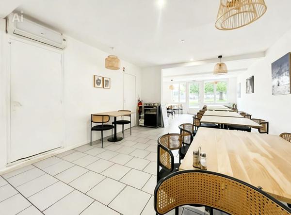 PONT SAINTE MAXENCE - BAR RESTAURANT, Terrasse License IV Axe Passant