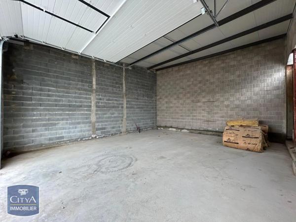 Location local commercial 63m²