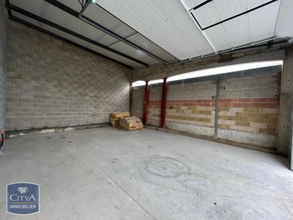 Location local commercial 63m²