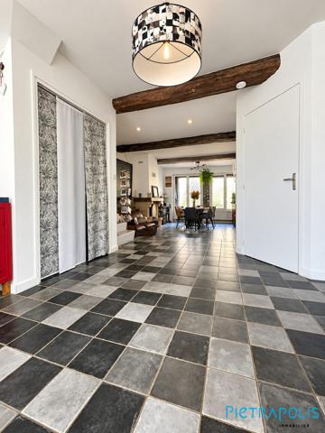 Maison familiale de 150m² avec jardin, au coeur de Genay