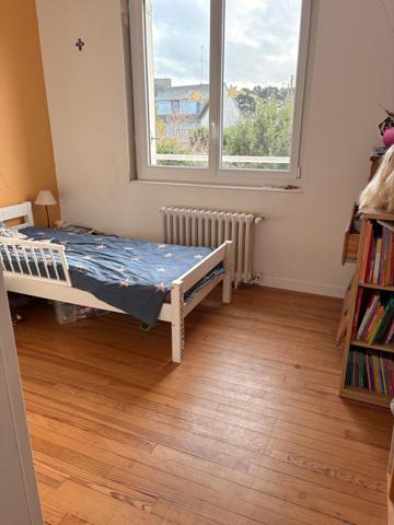 Installez vous dans cette charmante maison de quartier