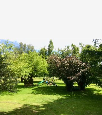 MAISON FAMILLIALE DE 195 M2 SUR TERRAIN DE 4443 M2 EN CAMPAGNE DE BAUD