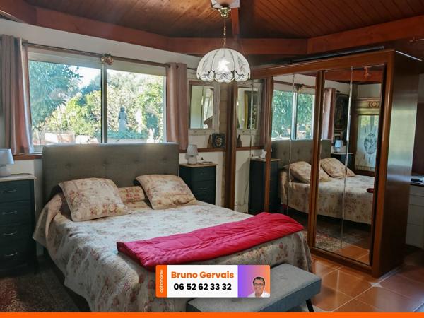 Maison à vendre à Balaruc-le-Vieux, années 80, avec jardin, piscine et vue dégagée