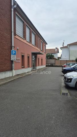 Opportunité en exclusivité – Baisse de Prix ! Locaux / Bureaux à Tarbes