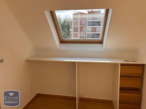 Appartement à louer 3 pièces 65.27m² Armentières (59280)